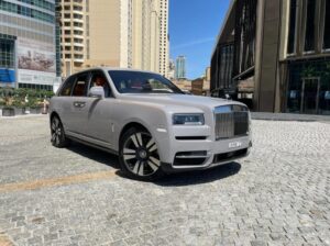 How You Rent A Luxury Car For An Event